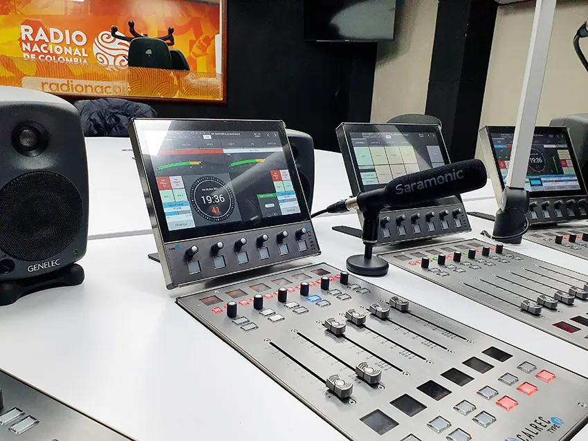 VCR-Expertos-en-soluciones-audiovisuales-y-multimedia-Emisoras de radio-Emisoras-de-Radio